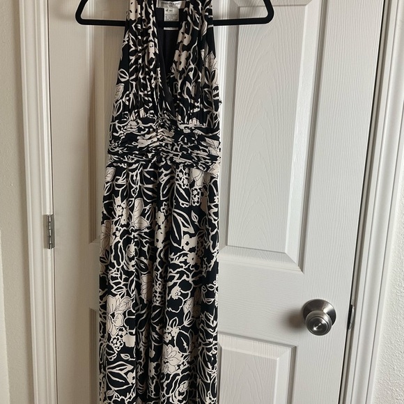Evan-Picone Dress Black & Cream Floral Fit & Flare Halter Style Size 8P - Picture 11 of 11